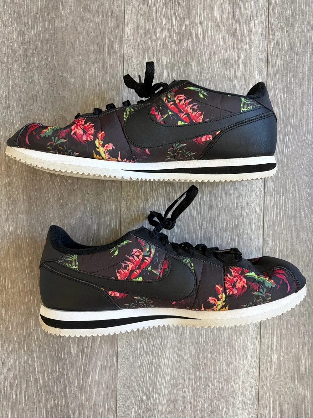 Rare Nike Cortez Basic Floral Pack Men Size 13; no orginal box